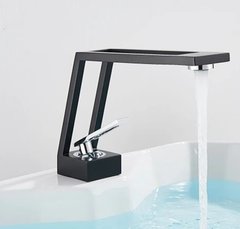 Дизайнерский смеситель для раковины ванной комнаты Rozin одновентильный стильный кран в ванну из Латуни Черно-Серебряный