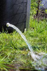 Сложная емкость для воды 300 л / Емкость для воды на дачу / Бочка гибкая вертикальная Черная